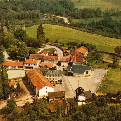 vue aérienne de Saint Martin Terressus vers 1960